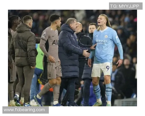 友谊赛精彩对决多特蒙德逆转曼城引发争议判罚全场沸腾