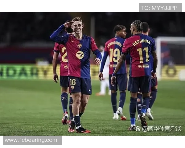 国米逆转曼联友谊赛胜利瞬间全场沸腾精彩分析